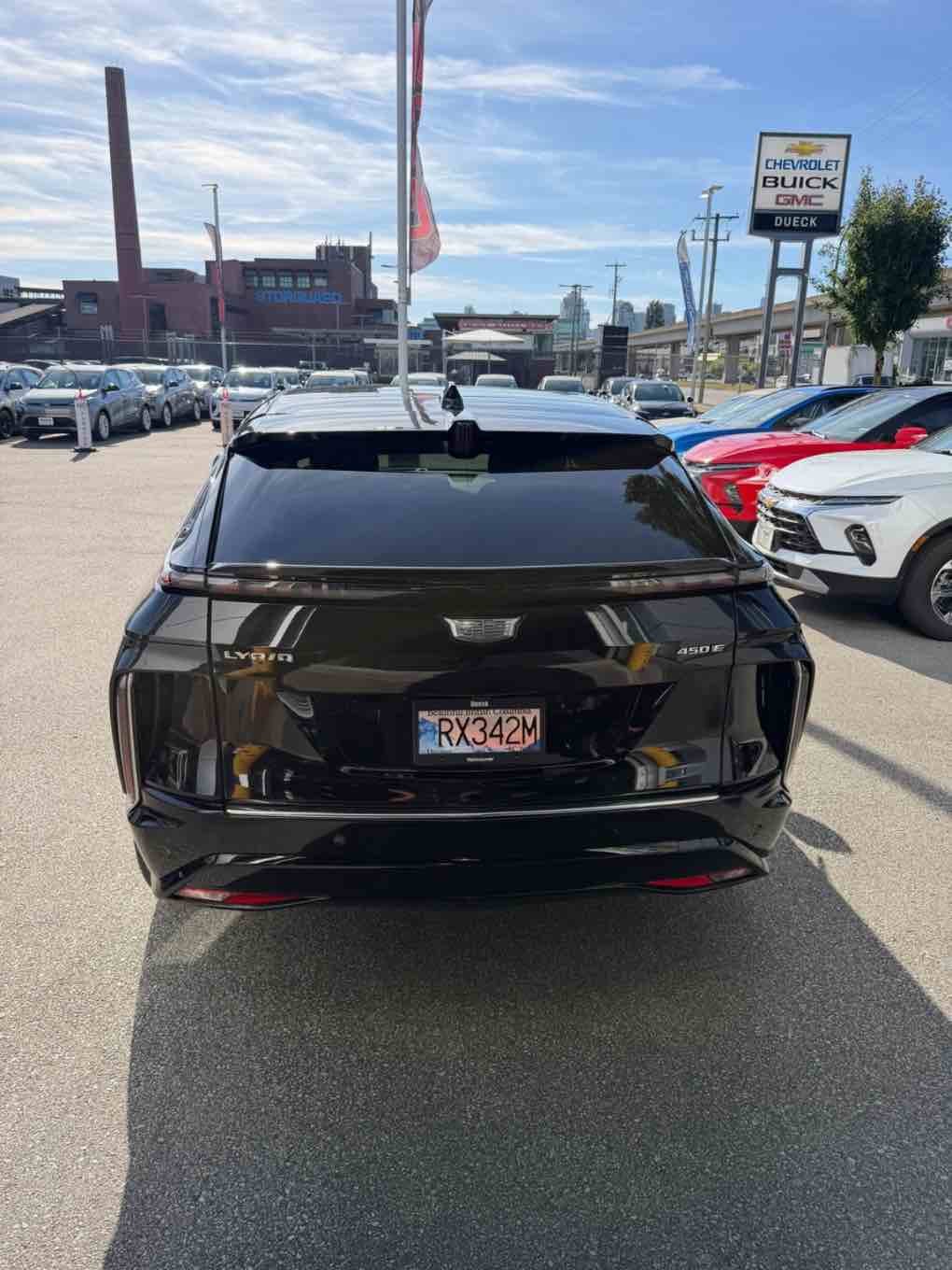 Premium Black Cadillac LYRIQ 2026 IMG 1413 90kb